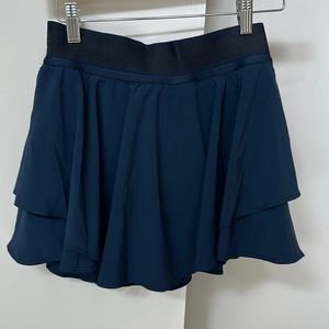 Lululemon Court Rival High Rise Skirt, size 4, True Navy